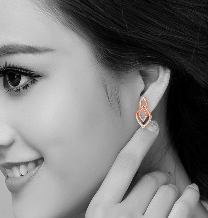 The Bunched Lustre Earring